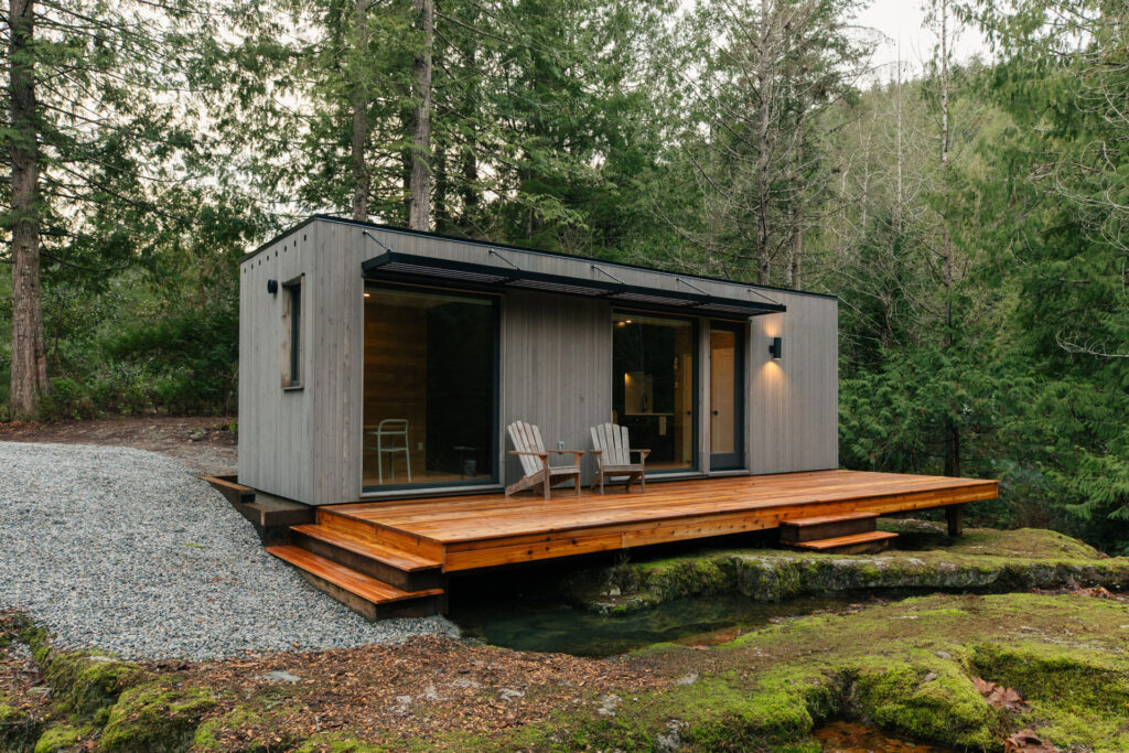 300 sq ft Hewing Haus