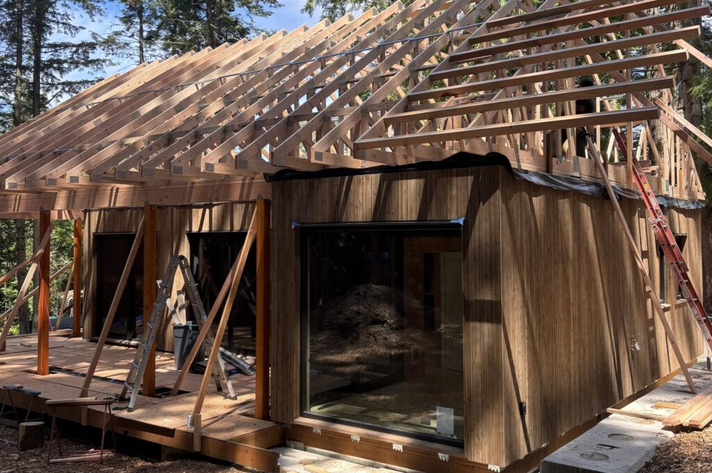 Hewing Haus with attic trusses