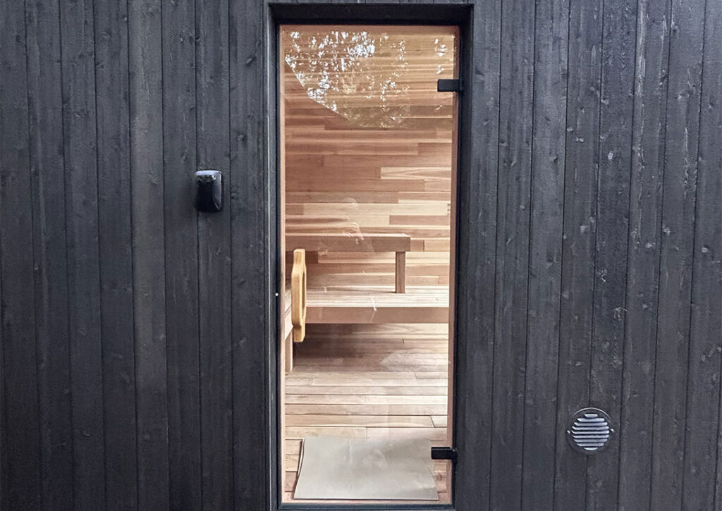 A-peek-inside-the-sauna